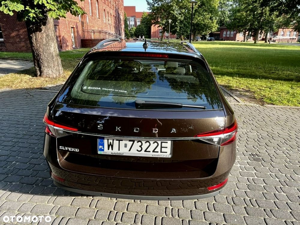 Skoda Superb 2.0 TDI SCR Ambition DSG - 34