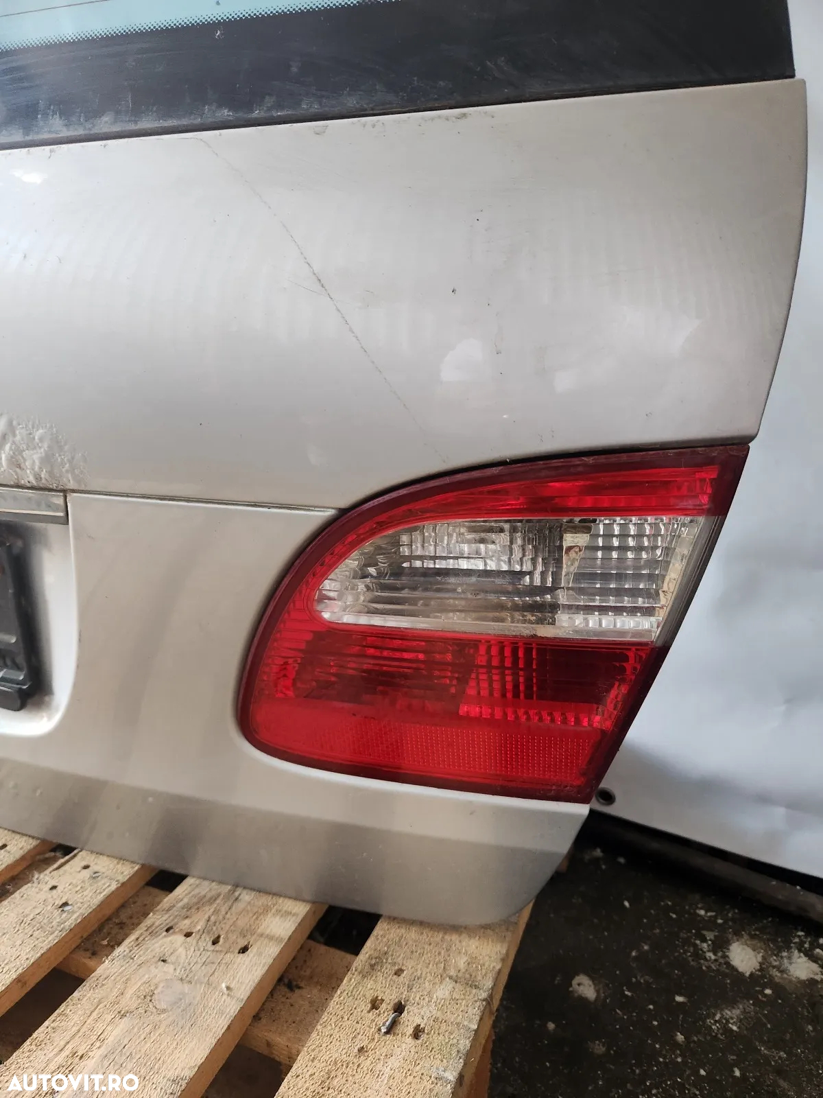 Stopuri Lampa Stop Tripla Stanga Dreapta De Pe Haion Hayon Mercedes E Class W211 - Dezmembrari Arad - 4