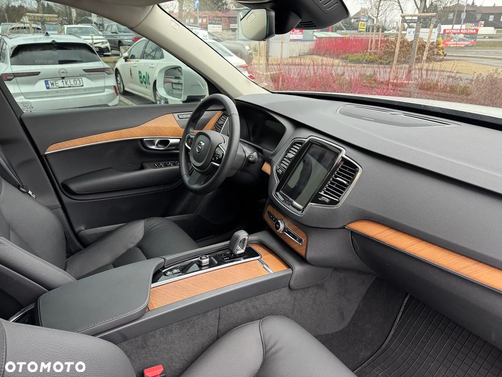 Volvo XC 90 - 13