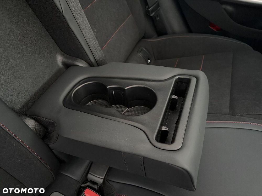 Mercedes-Benz CLA 200 mHEV 4-Matic 8G-DCT - 21