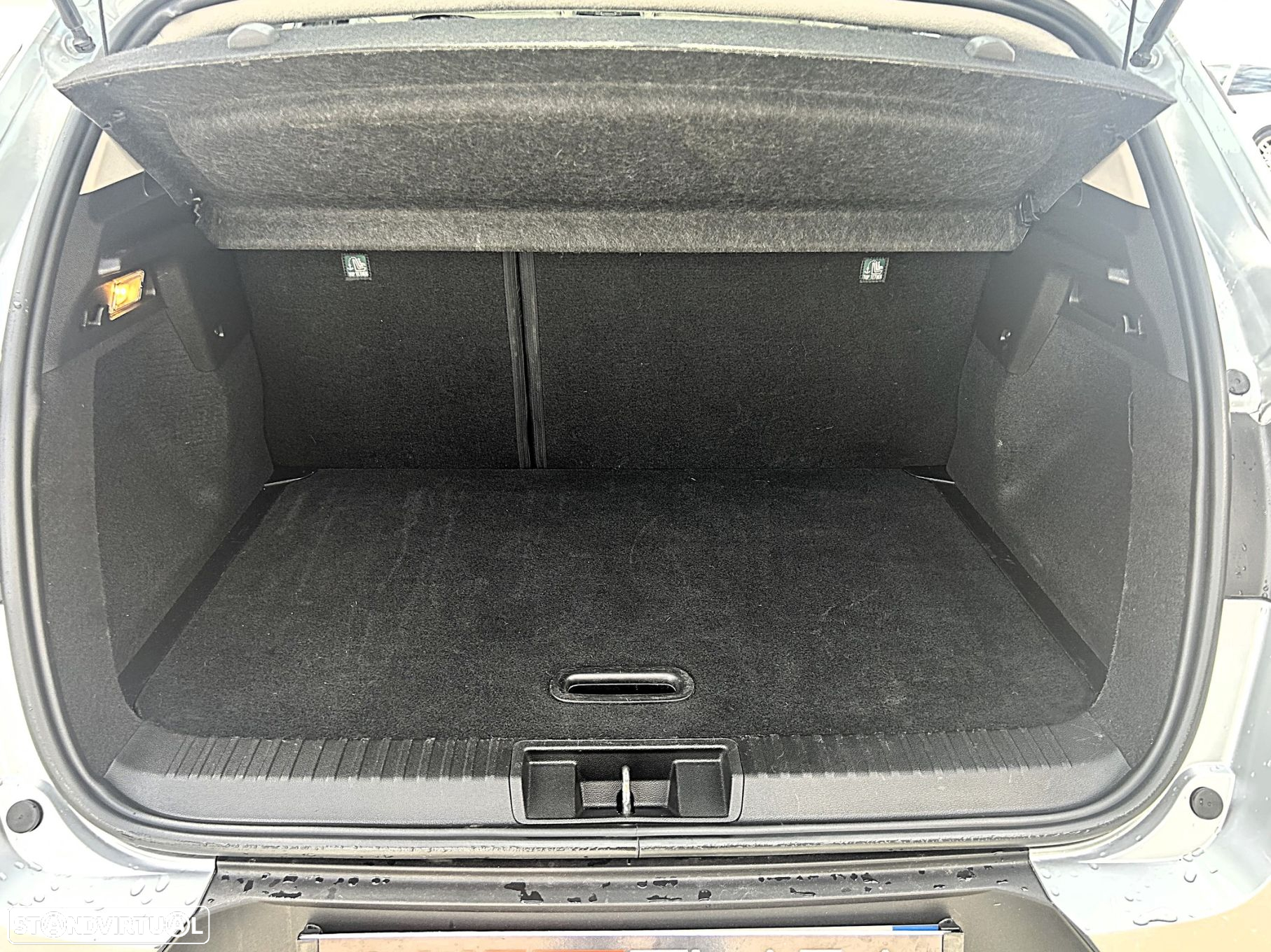 Renault Captur - 28