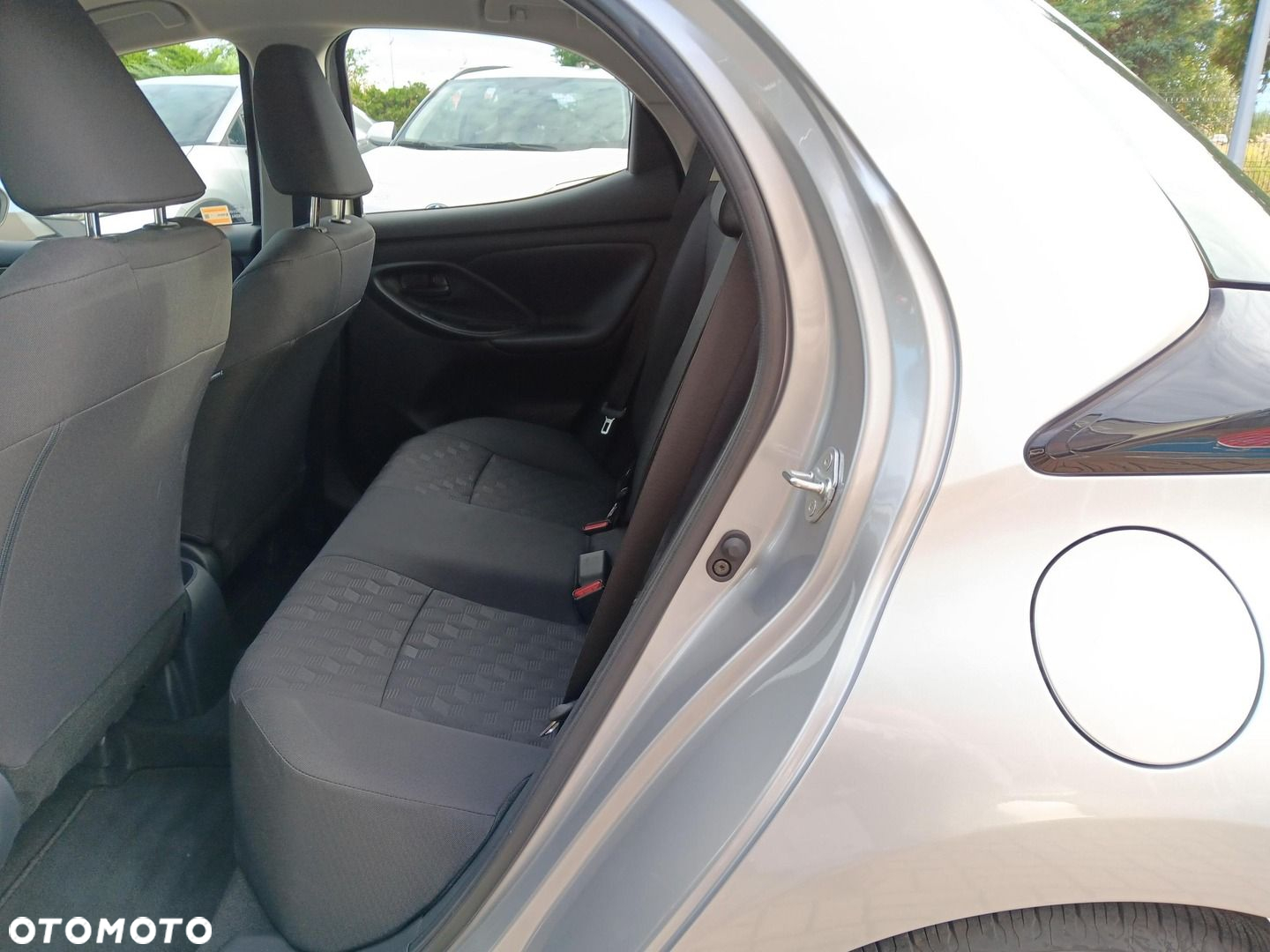 Toyota Yaris 1.5 Comfort - 11