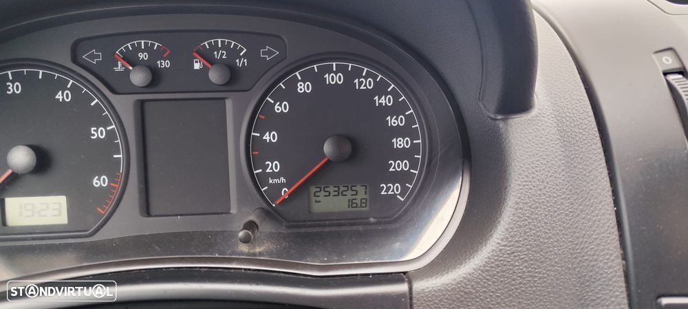 VW Polo 1.2 Confortline - 14