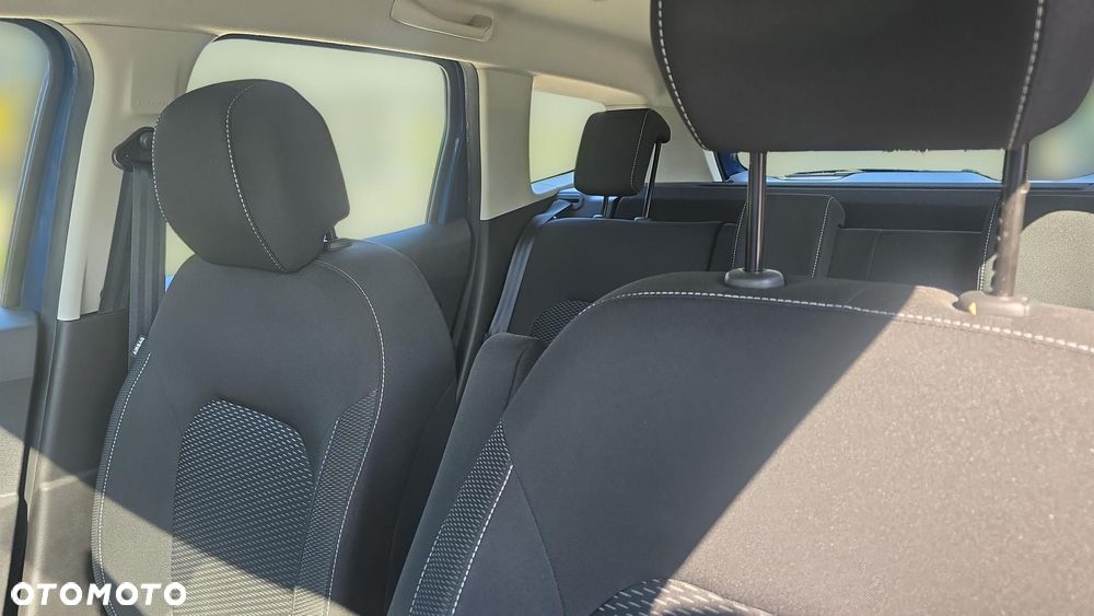 Dacia Duster 1.6 SCe Laureate S&S - 11