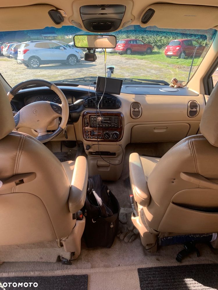 Chrysler Grand Voyager SE 3.3L - 6
