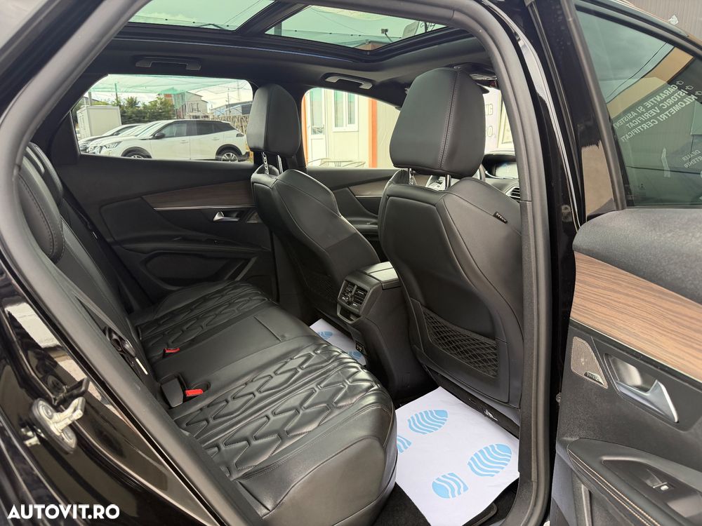Peugeot 3008 PHEV EAT8 4X4 GT Pack - 20