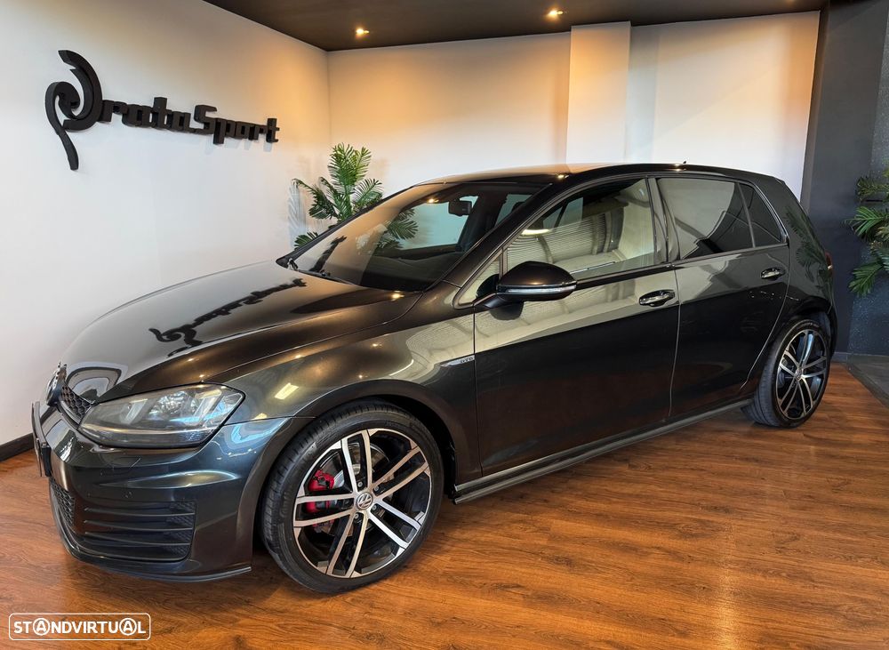 VW Golf 2.0 TDI GTD DSG - 5
