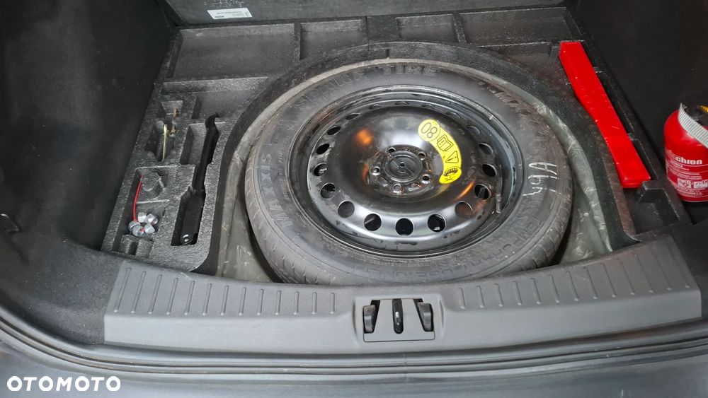 Ford Kuga 2.0 TDCi AWD Titanium - 23