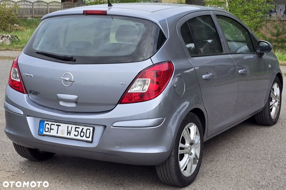 Opel Corsa 1.4 16V Edition - 21