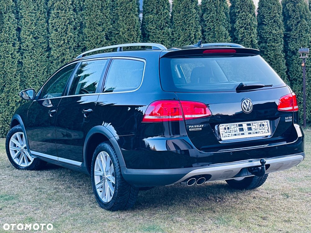 Volkswagen Passat 2.0 TDI DPF Highline - 14