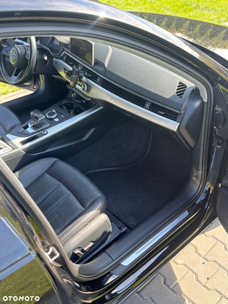 Audi A4 Limousine - 6