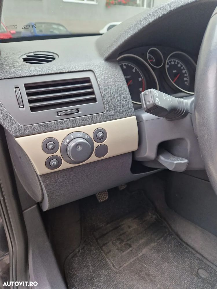 Opel Astra 1.9 CDTI Caravan DPF - 14