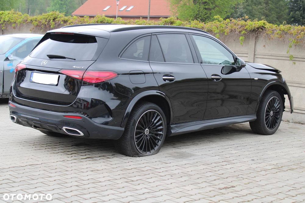 Mercedes-Benz GLC 300 e PHEV 4-Matic AMG Line - 5