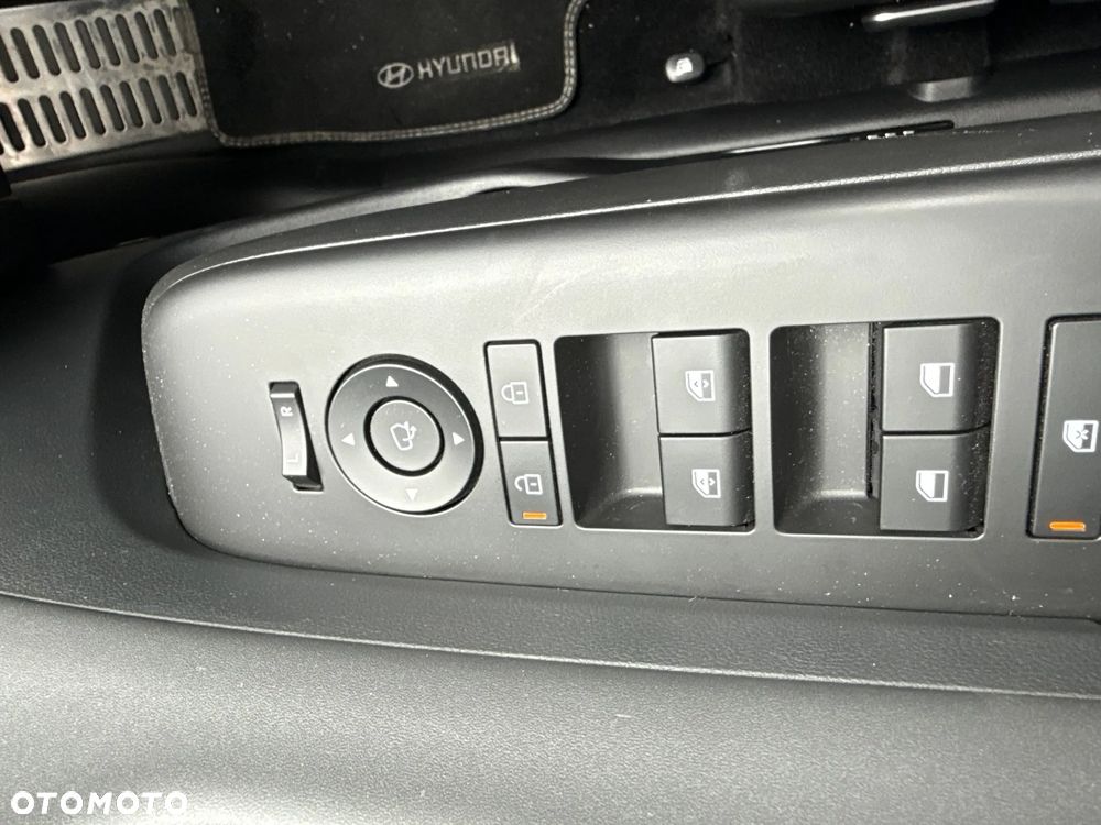 Hyundai Kona ver-1-6-gdi-hybrid-n--line-dct - 12