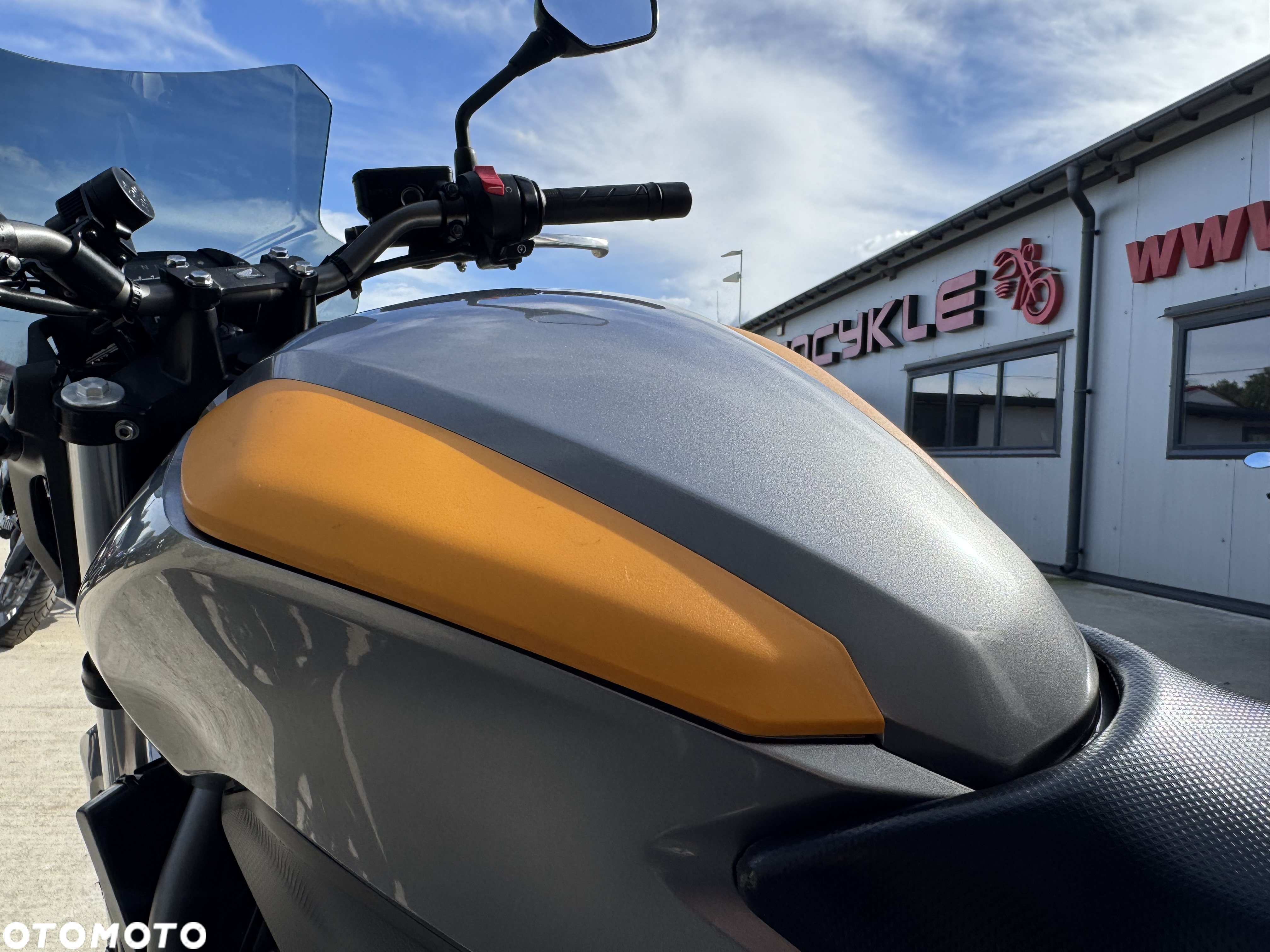 Honda NC - 8