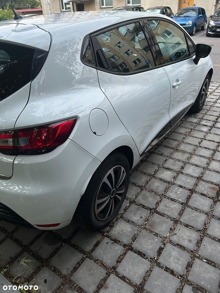 Renault Clio 1.2 16V Limited 2018 - 9