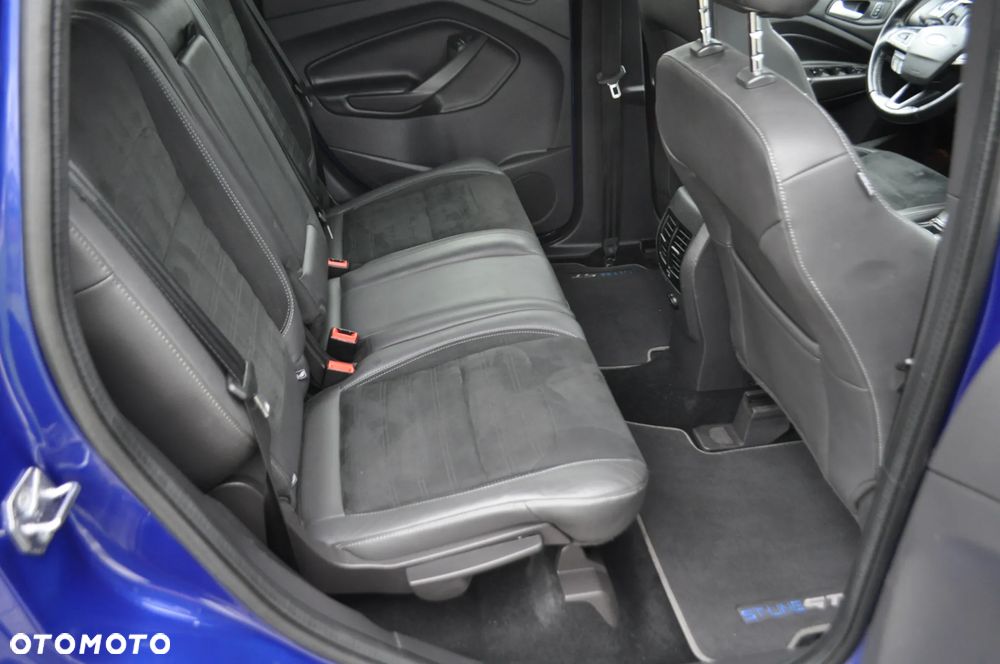 Ford Kuga 2.0 TDCi 4x4 ST-Line - 33