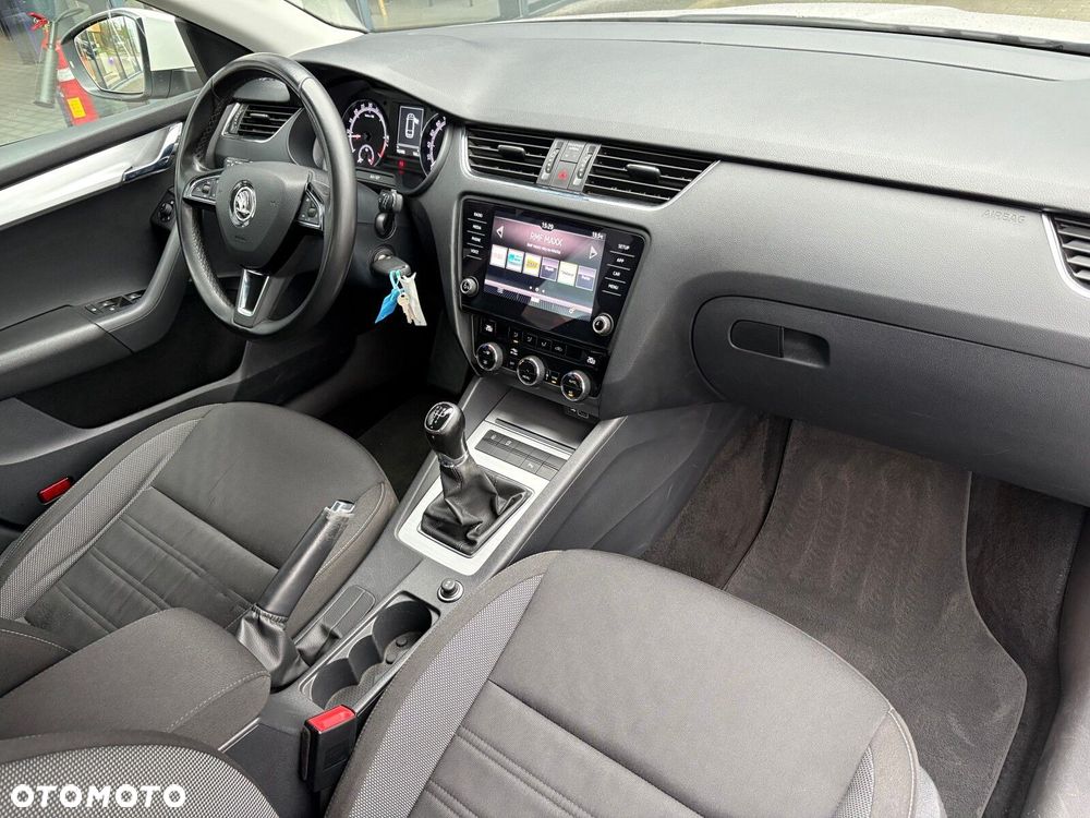 Skoda Octavia 1.6 TDI Ambition - 16