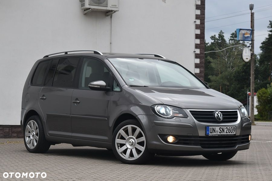 Volkswagen Touran 2.0 TDI DPF BlueMotion Technology Comfortline - 6