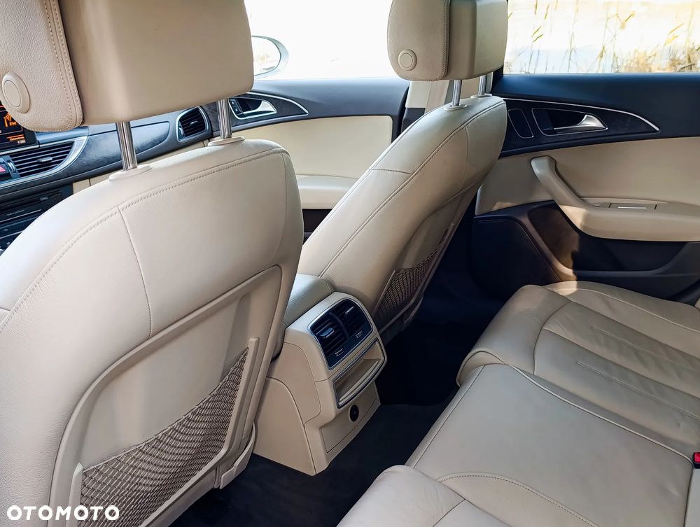 Audi A6 Avant 2.0 TDI ultra S tronic - 17