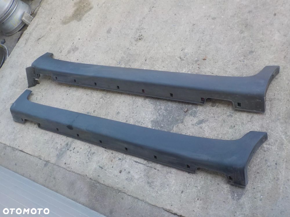 KIA SPORTAGE III LISTWA PROGOWA PRAWA LUB LEWA