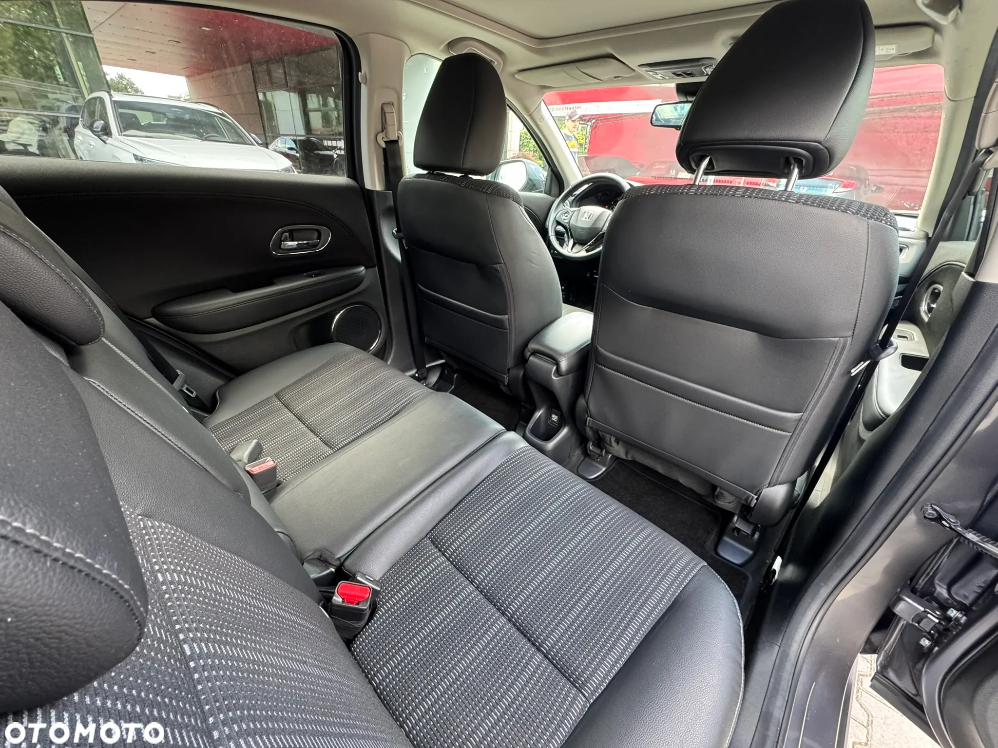Honda HR-V 1.5 Executive (ADAS) CVT - 17
