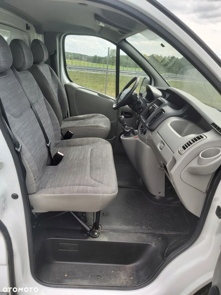 Renault Trafic L1H1 2.0DCi - 16