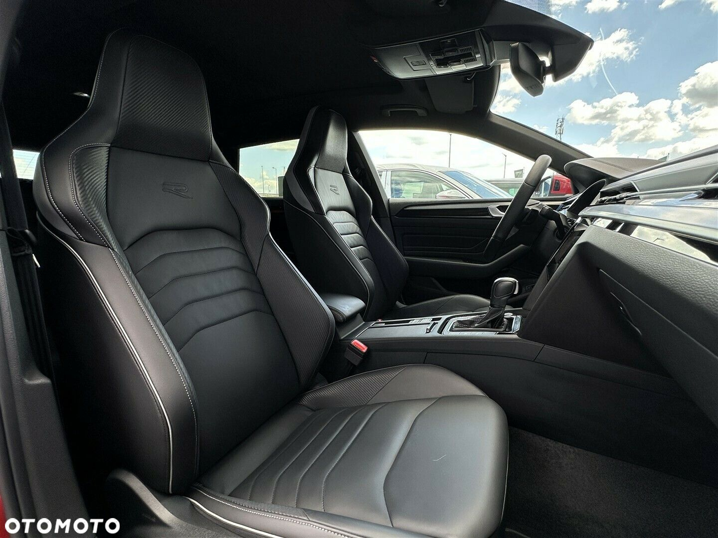 Volkswagen Arteon 2.0 TSI R-Line DSG - 33