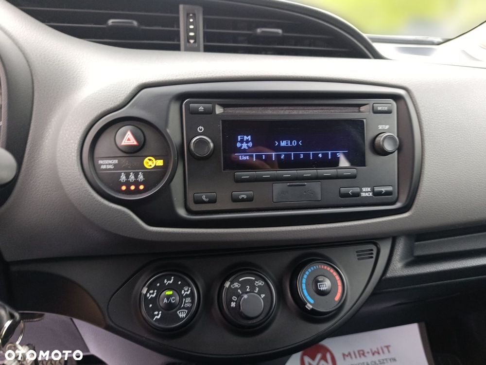 Toyota Yaris - 18