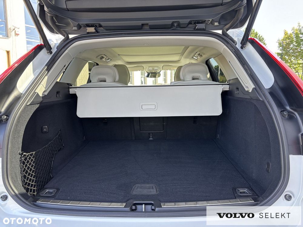 Volvo XC 60 - 24