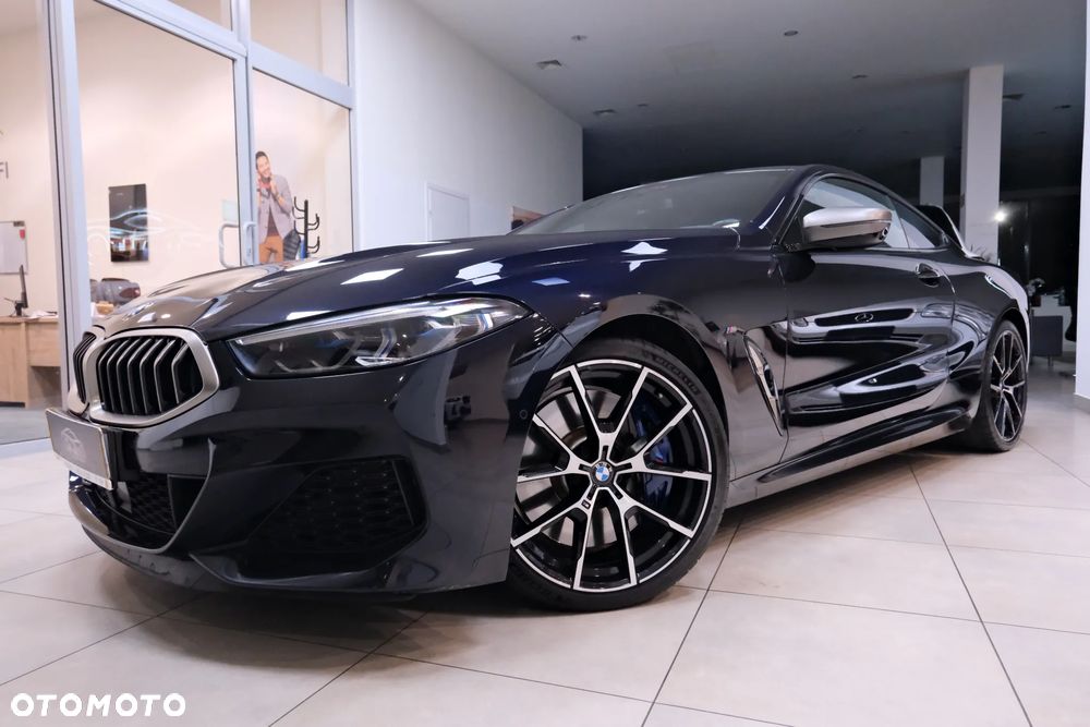 BMW Seria 8 - 12