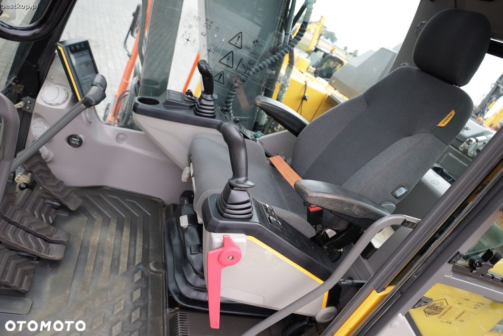 Volvo EC140EL - 19