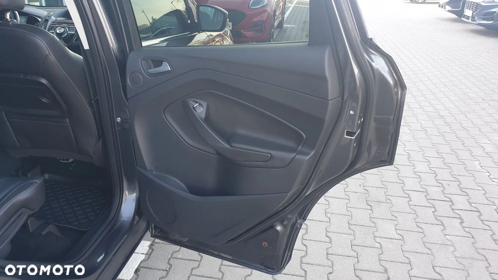 Ford Kuga 2.0 TDCi 4x4 Titanium - 11