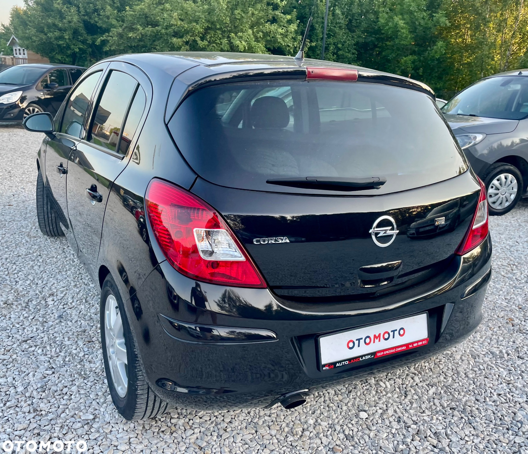 Opel Corsa 1.4 16V Innovation - 19
