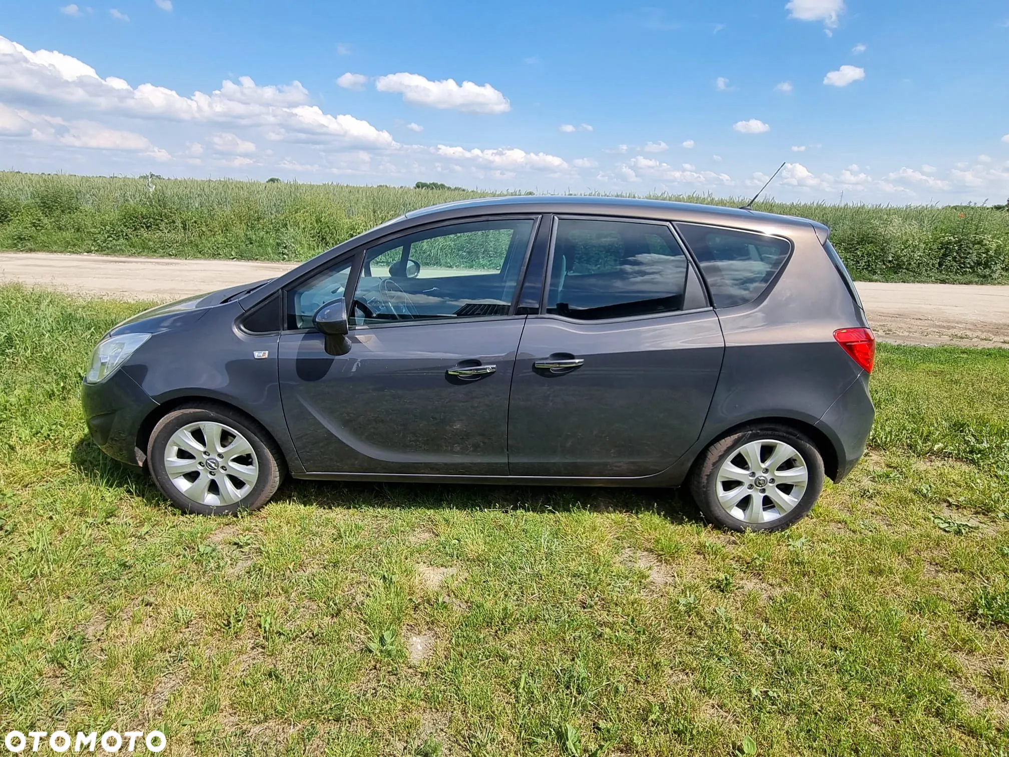 Opel Meriva 1.4 T Cosmo S&S - 2