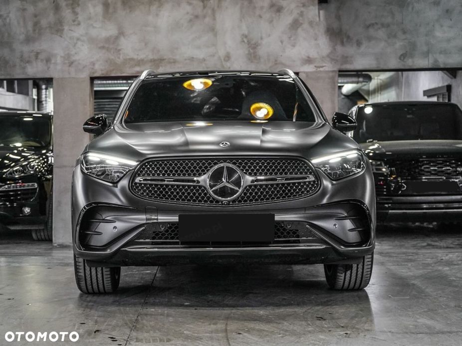 Mercedes-Benz GLC - 2