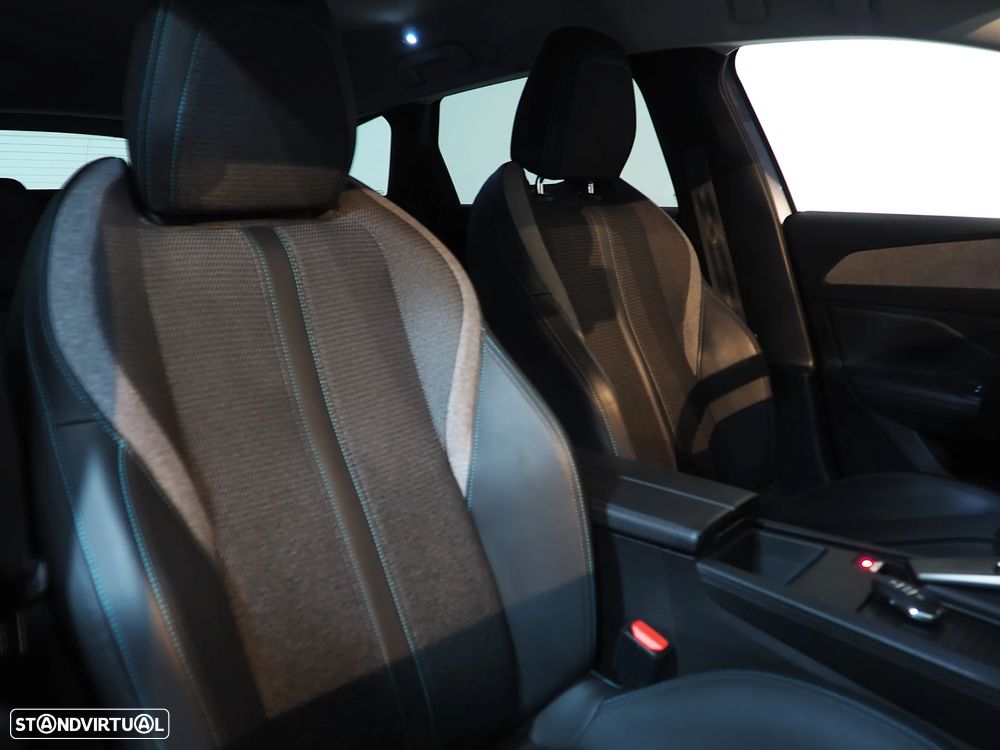 Peugeot 308 SW BlueHDi 130 EAT8 Allure Pack - 19