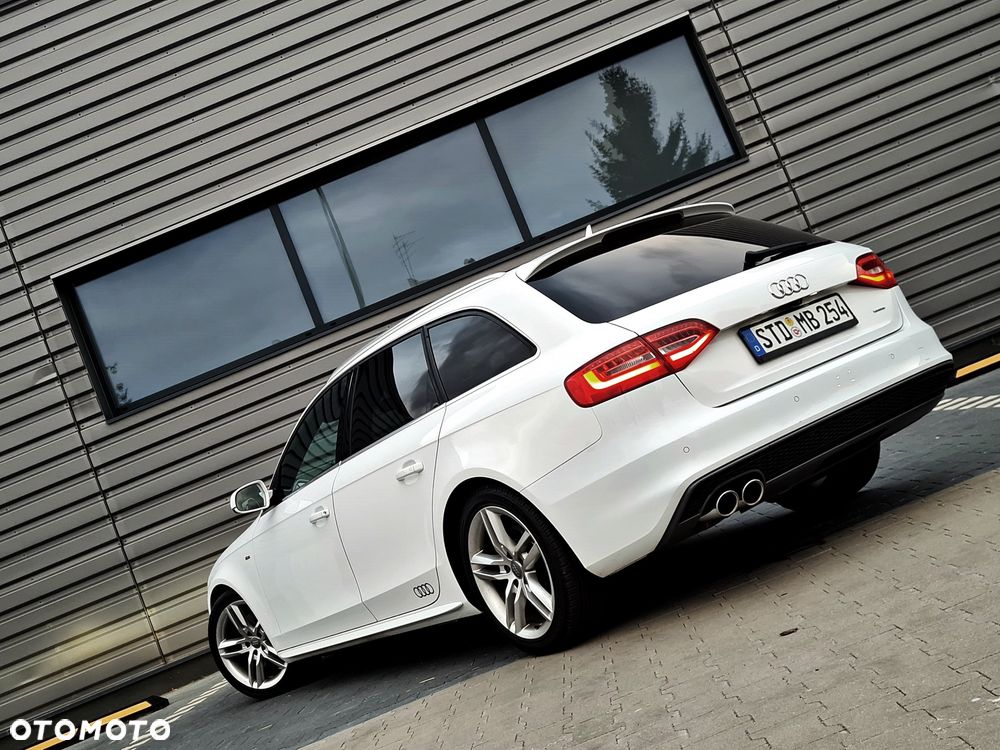 Audi A4 Avant 2.0 TDI DPF quattro S tronic S line Sportpaket - 26
