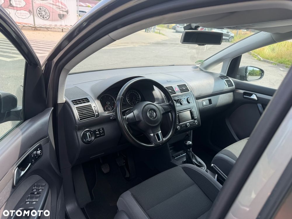 Volkswagen Touran 1.6 TDI DPF BlueMotion Technology Comfortline - 13