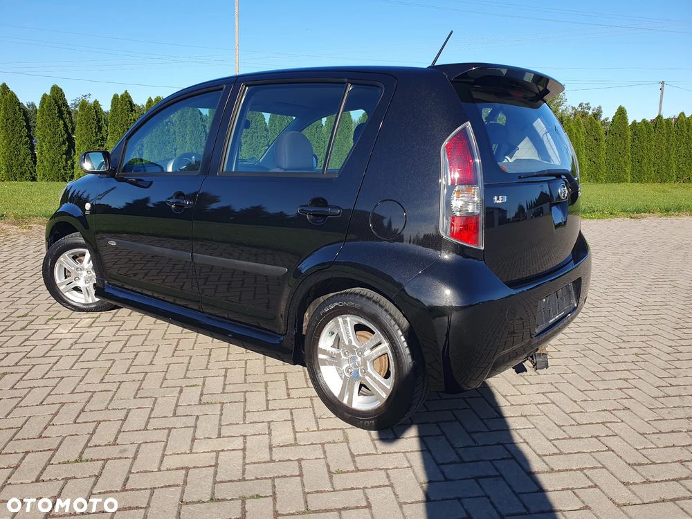 Daihatsu Sirion 1.3 - 8