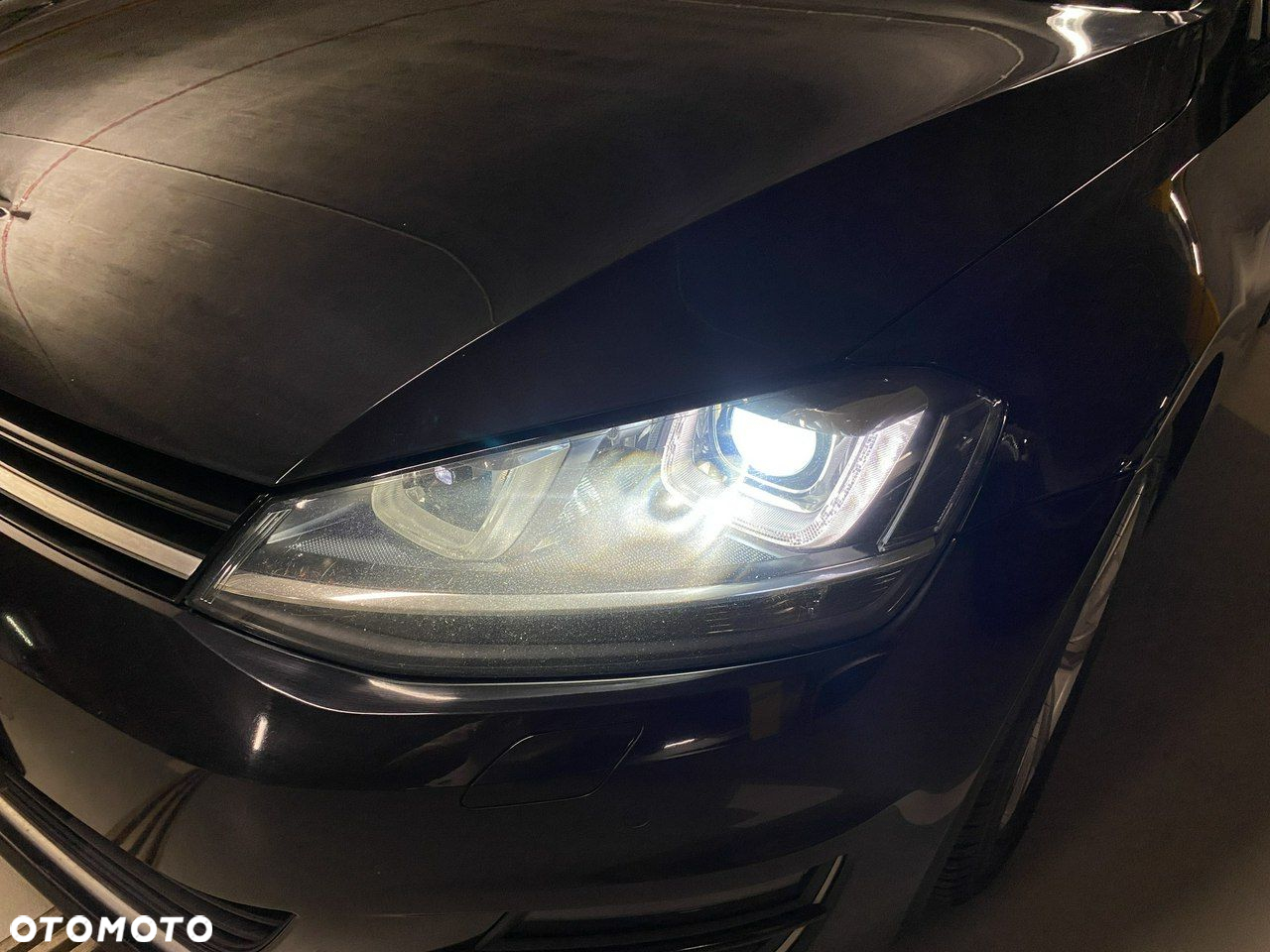 Volkswagen Golf - 9