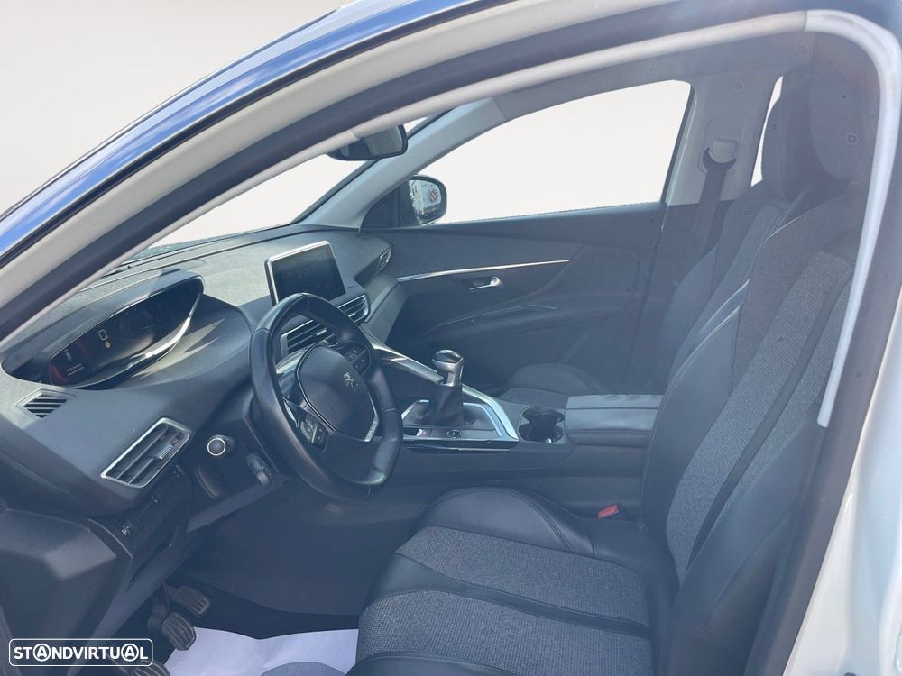 Peugeot 3008 1.5 BlueHDi Allure - 9