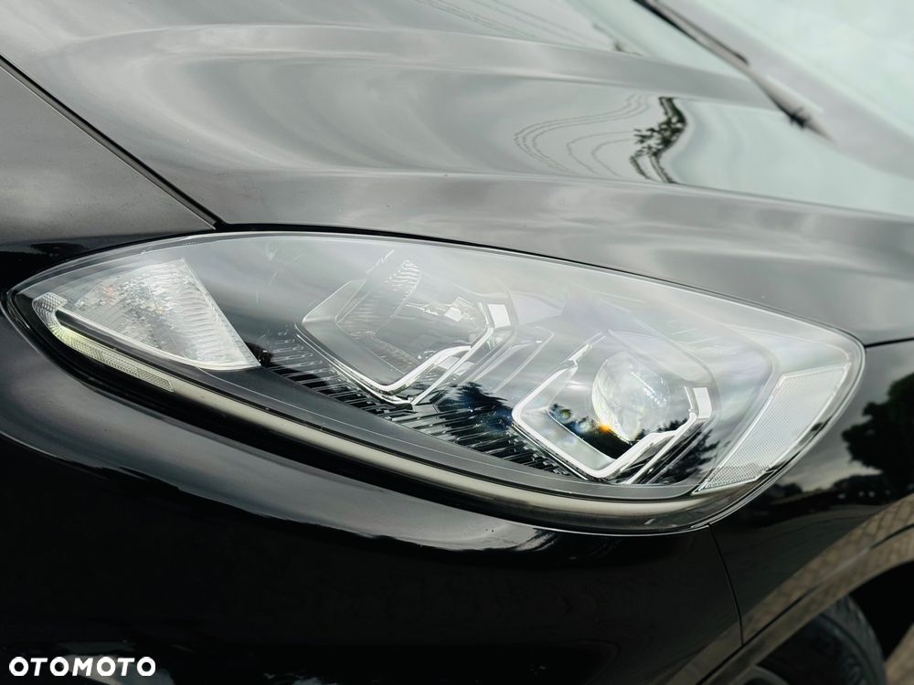 Ford Kuga 2.0 EcoBlue ST-LINE - 19