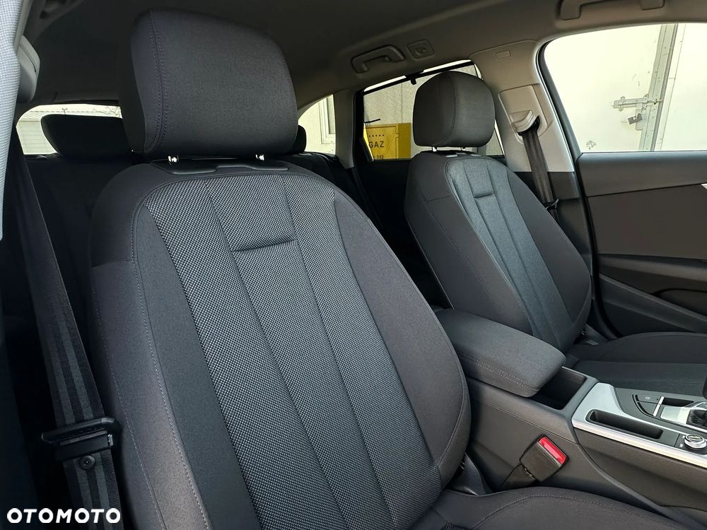 Audi A4 Avant 40 TDI mHEV Quattro S tronic - 23