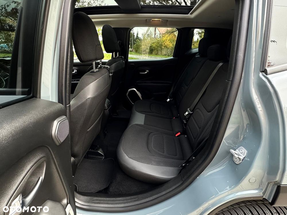 Jeep Renegade - 21