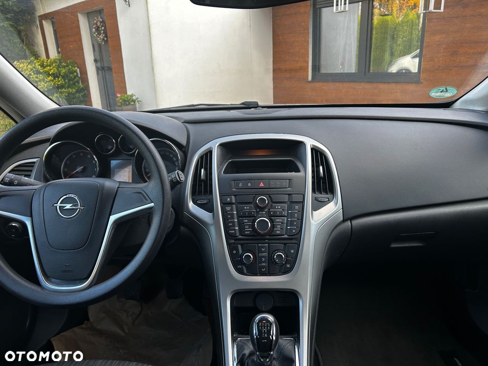 Opel Astra - 11