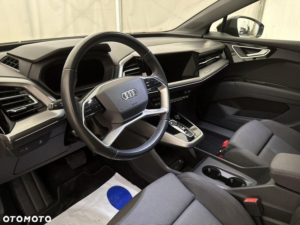Audi Q4 e-tron - 14