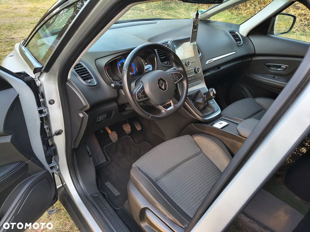 Renault Scenic 1.5 dCi Intens - 9