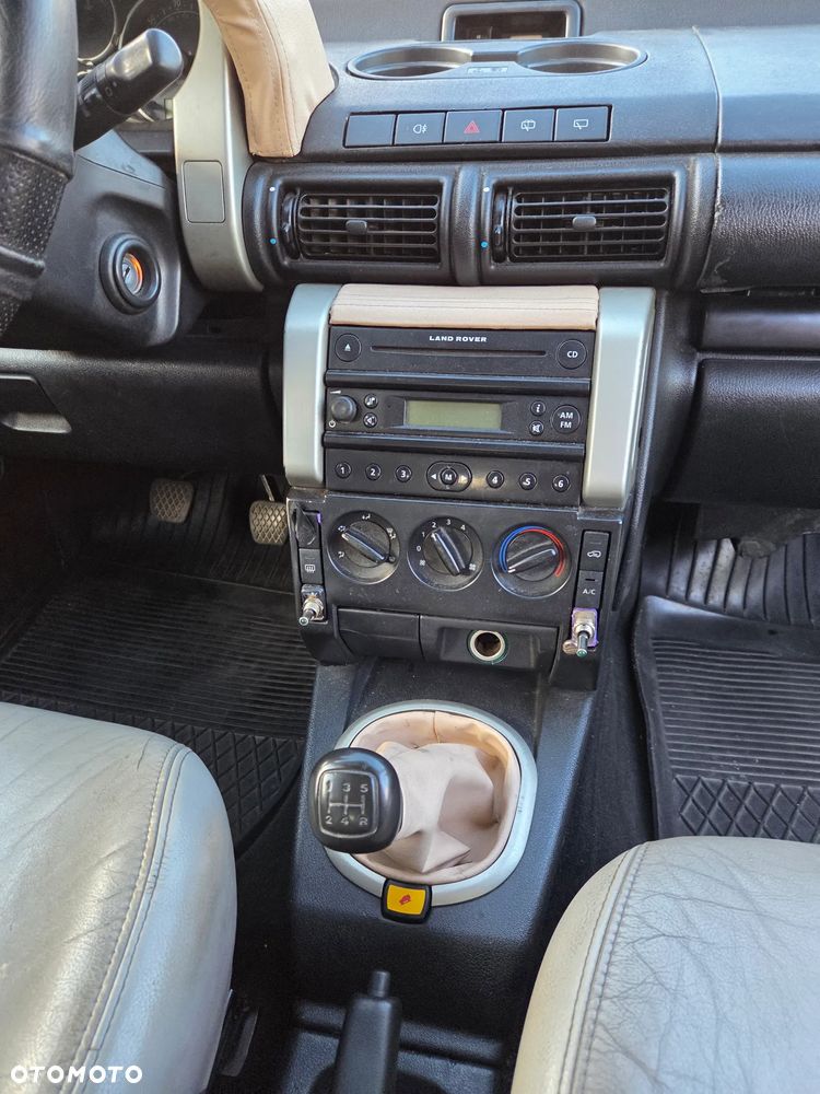 Land Rover Freelander - 12