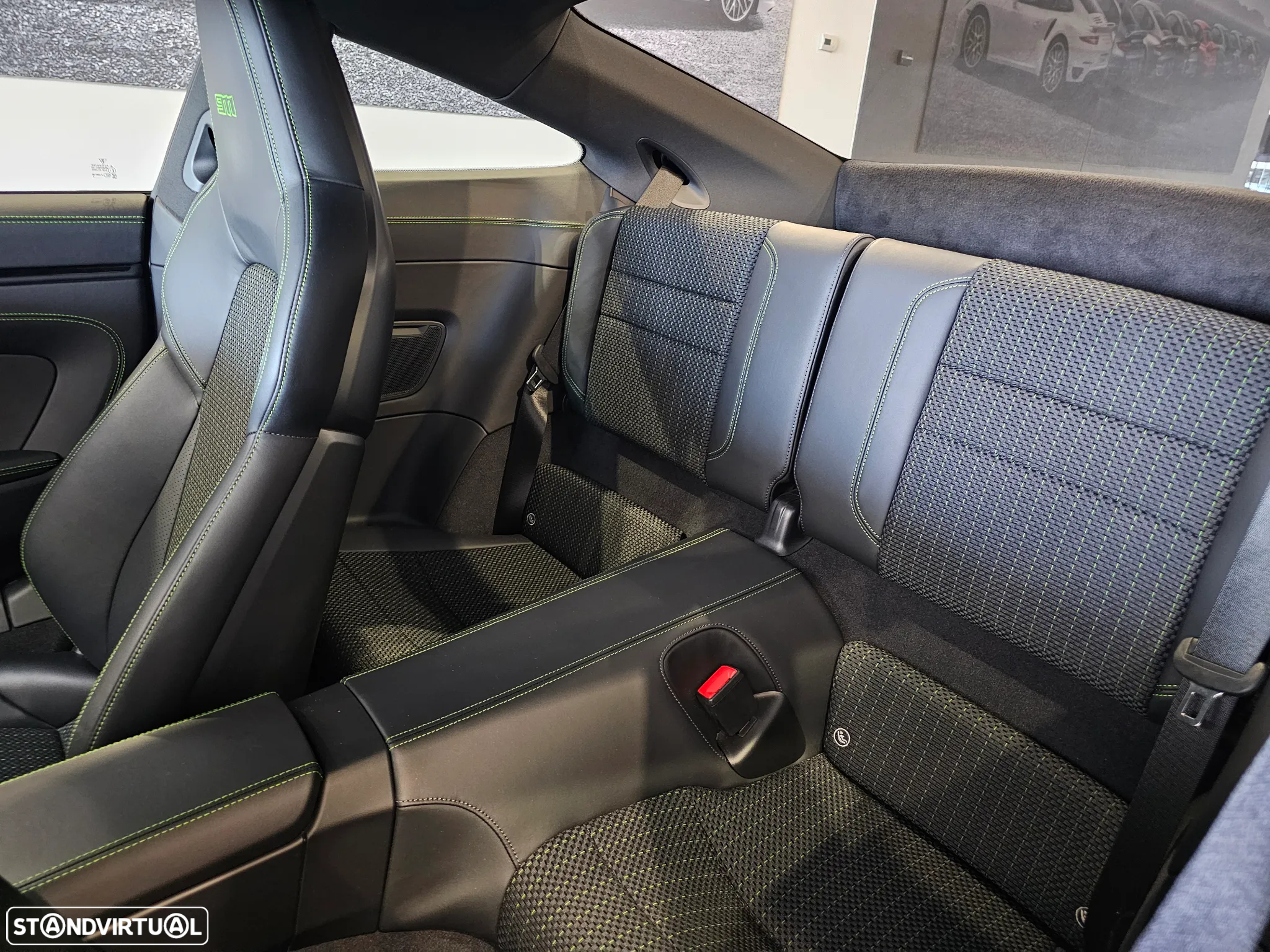 Porsche 911 (992) Carrera T PDK - 14